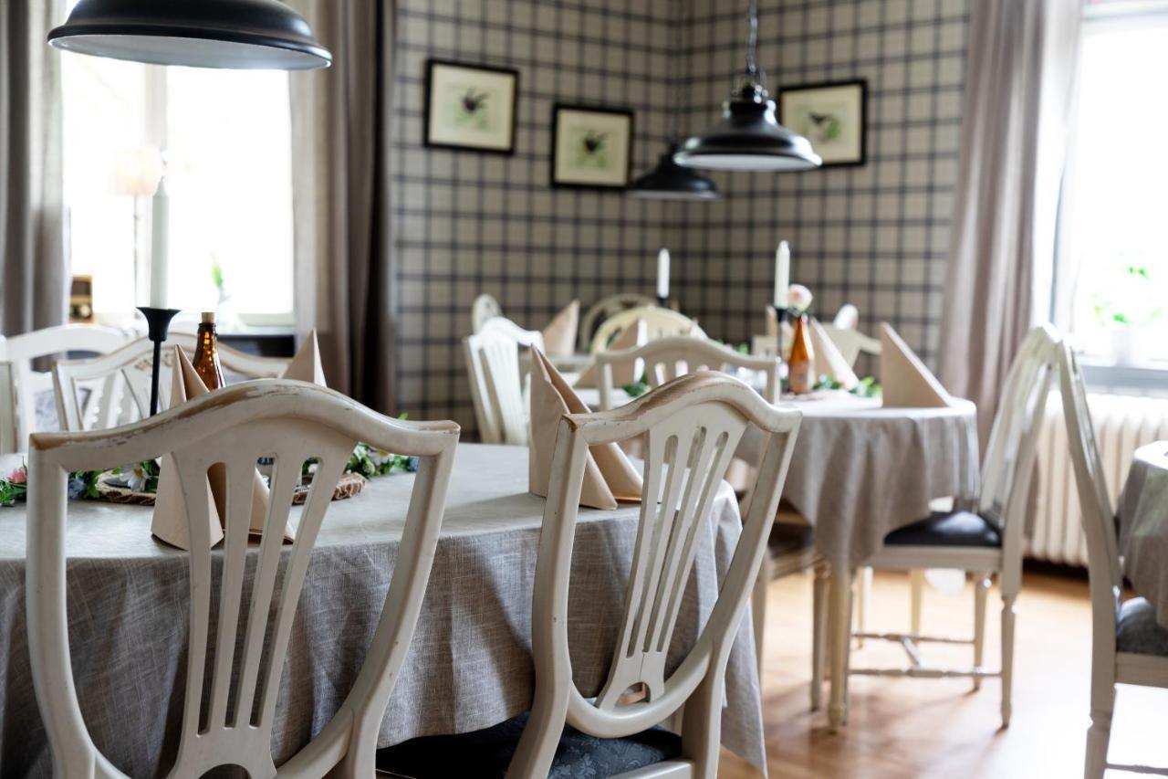 Hotell Aina Kvissleby Εξωτερικό φωτογραφία